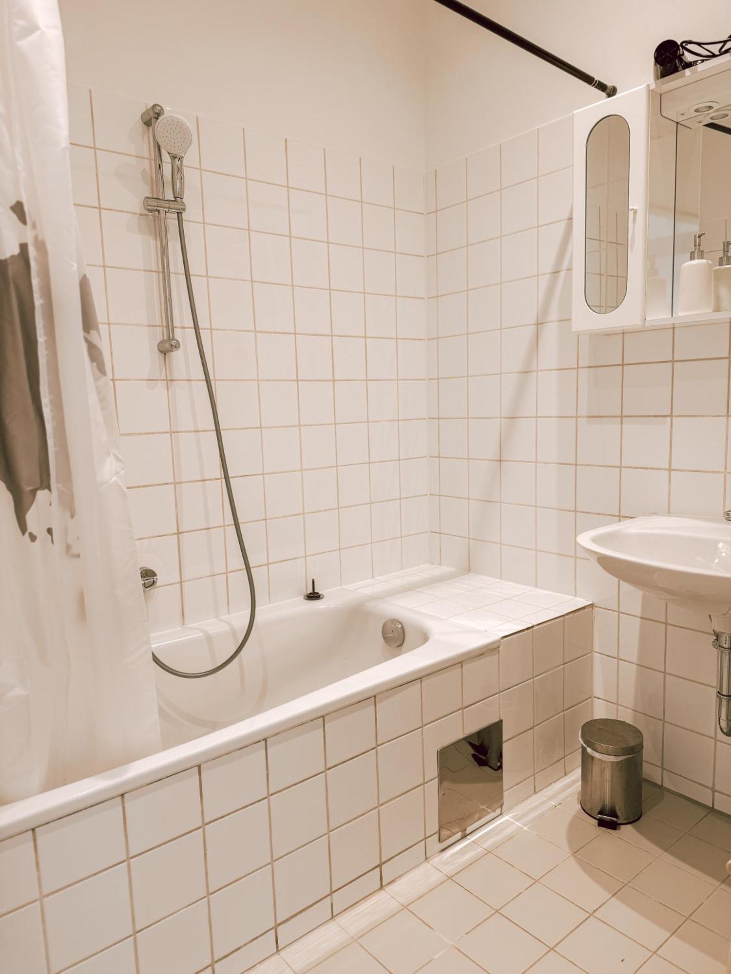 Zentrales Apartment Naehe Schoenbrunn - 5 Pers Vienna Esterno foto