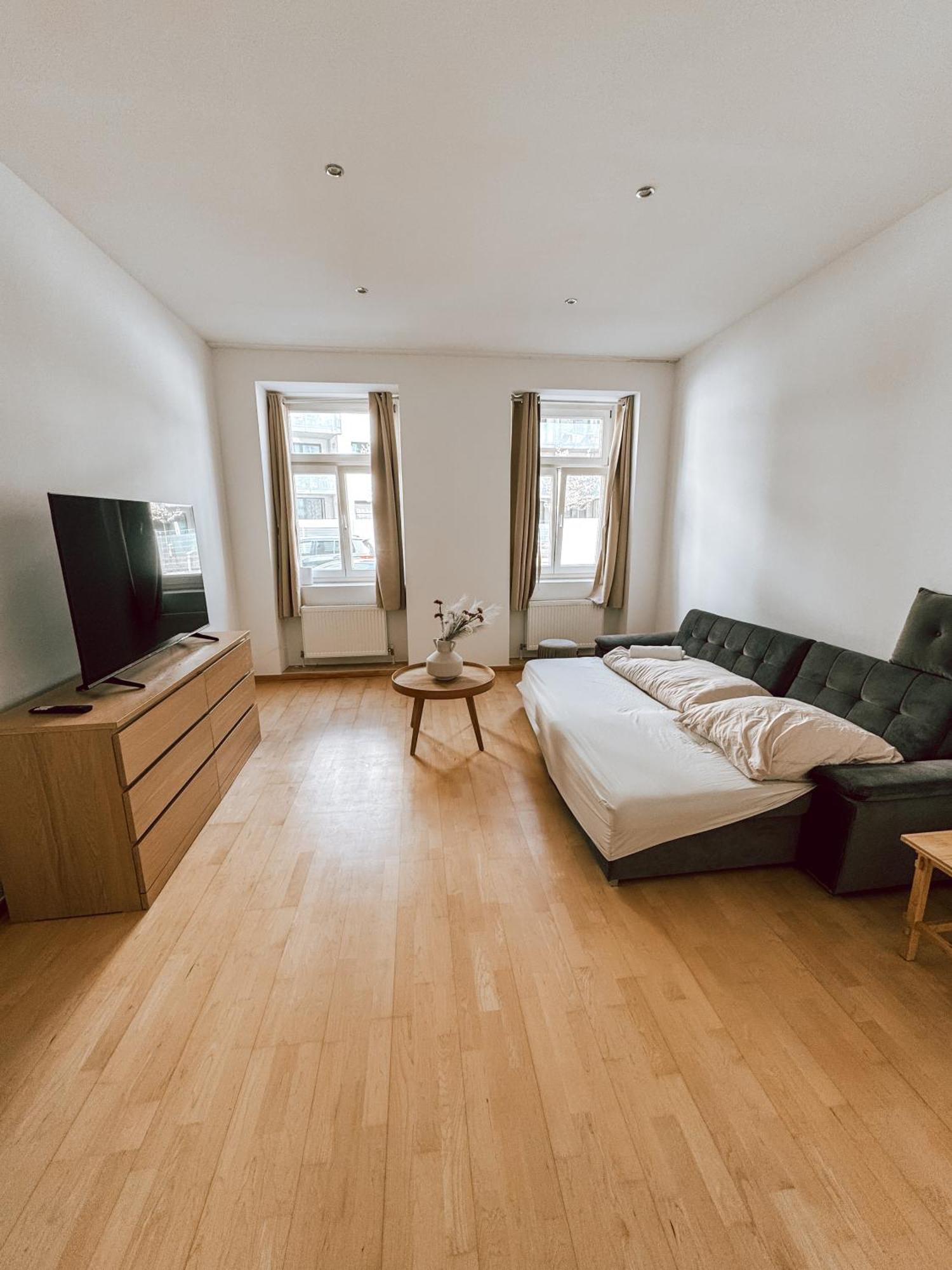 Zentrales Apartment Naehe Schoenbrunn - 5 Pers Vienna Esterno foto